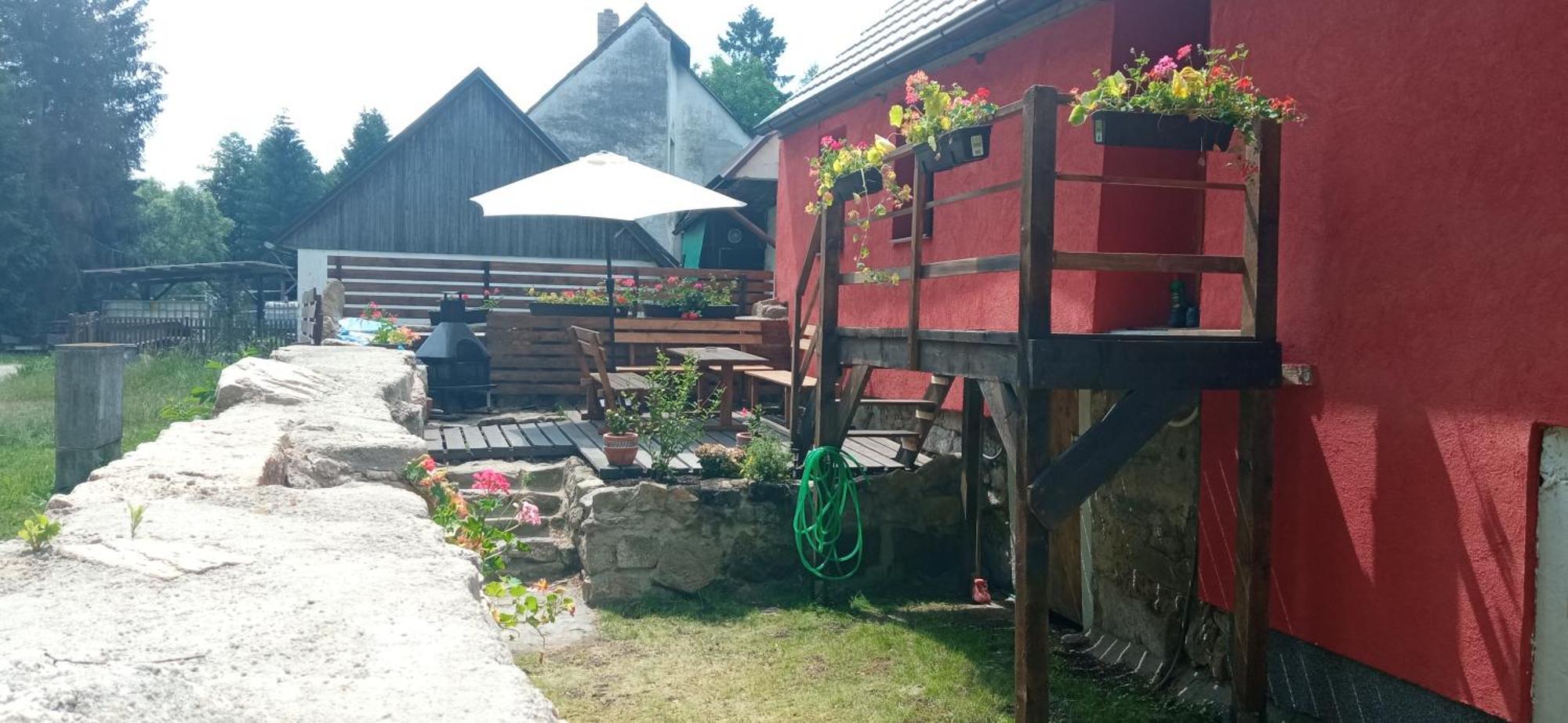 Chalupa Jahudka Kunžak Esterno foto